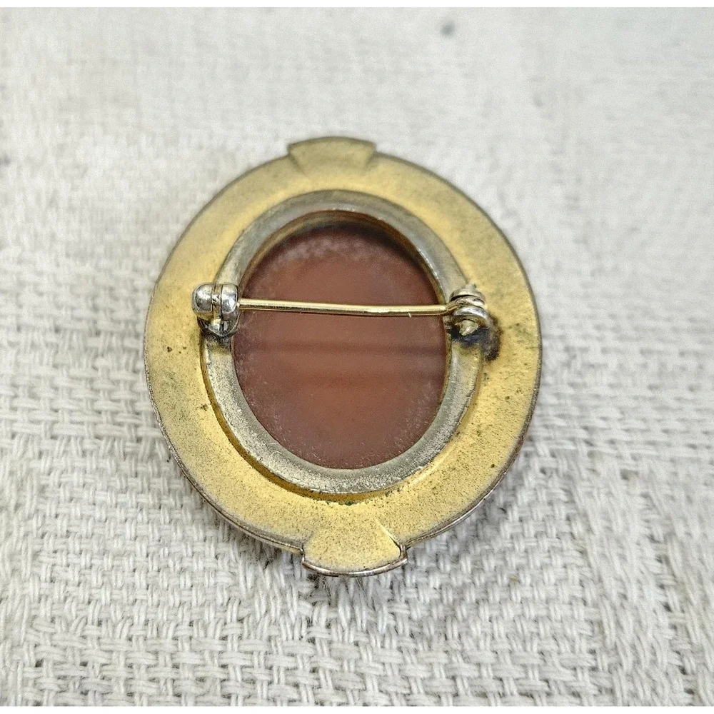 Art Deco Inspired Cameo‎ Brooch Black Enamel Gold Tone Oval Lady Portrait Pin